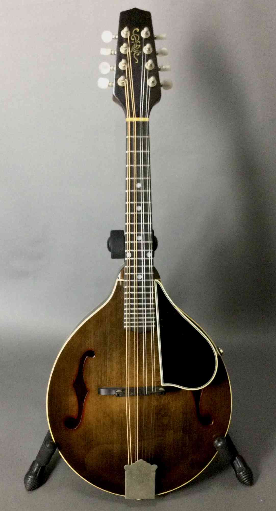 Front view of R.L.Givens A-3 1991 Sheraton Brown Nitro Lacquer