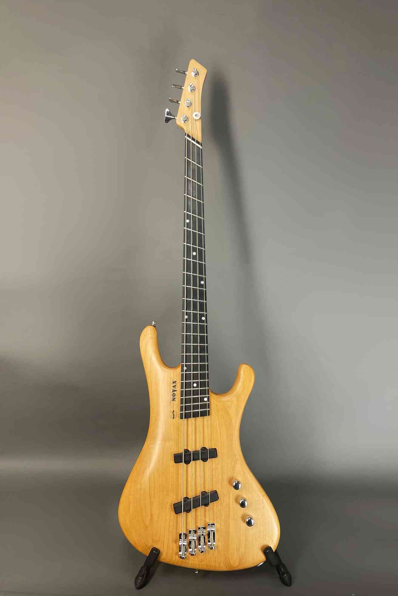 Novax J Bass Style 2019 Natural. Click to enlarge
