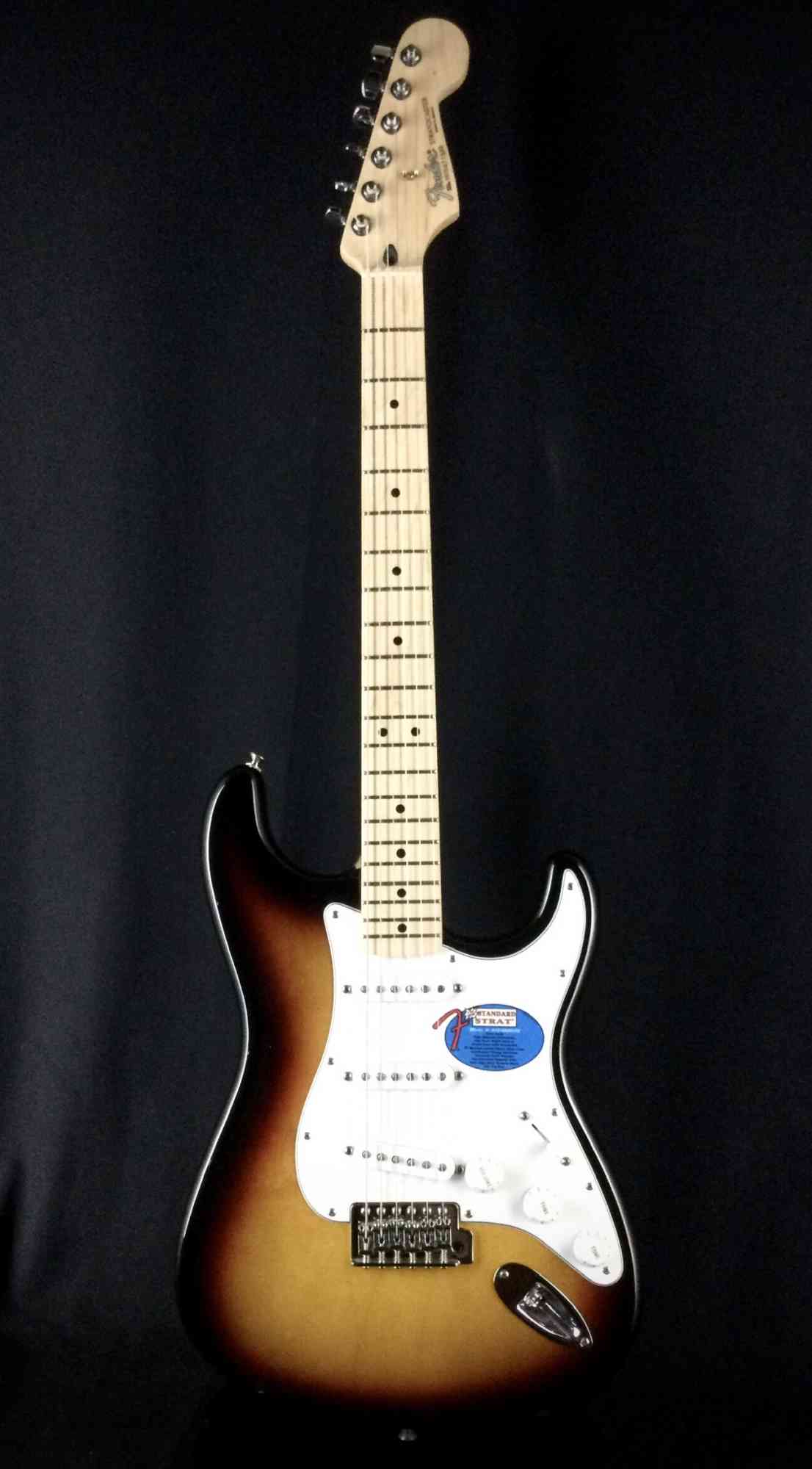 Front view of Fender Stratocaster 2006 Sunburst