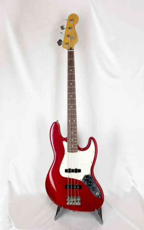 Photo of Fender Jazz Bass 2003 Trans Red