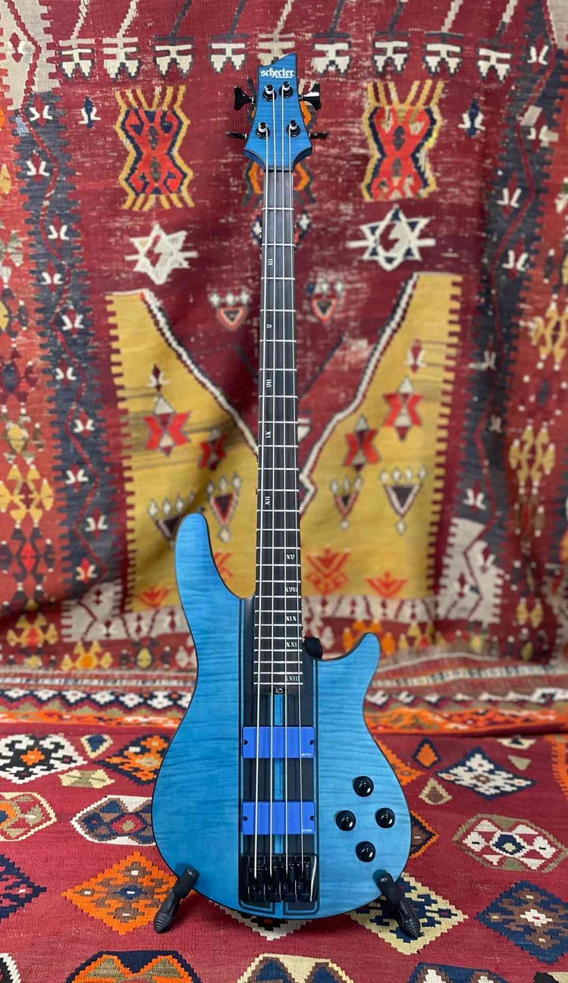 Schecter C-4 GT  Satin Trans Blue. Click to enlarge