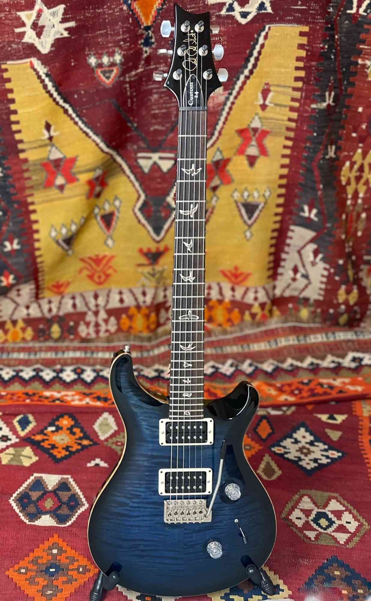 PRS Custom 24 2011 Blue, Whale. Click to enlarge