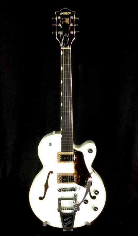 Photo of Gretsch Players Edition Broadkaster JR. 2020 Creme de Marine